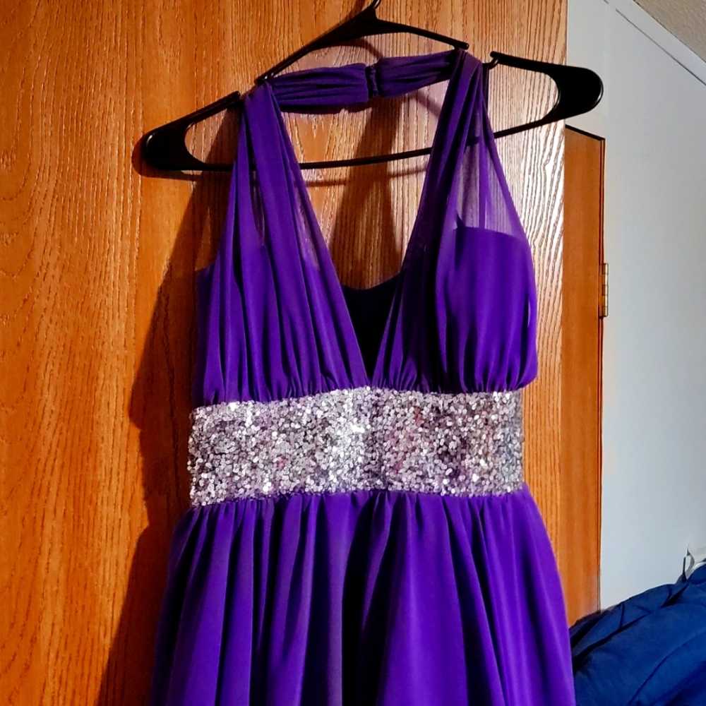 Purple short prom dress size 11
